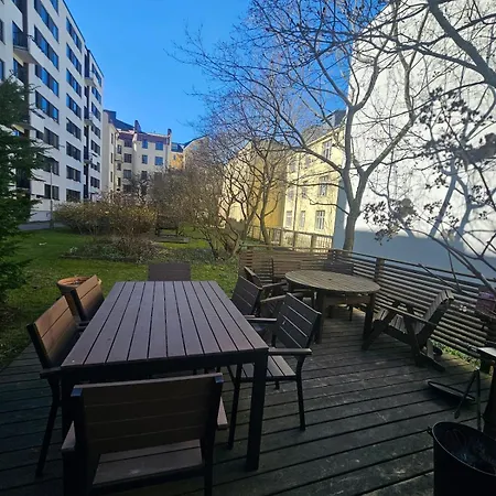 Pal House - Like A Friend Helsinki